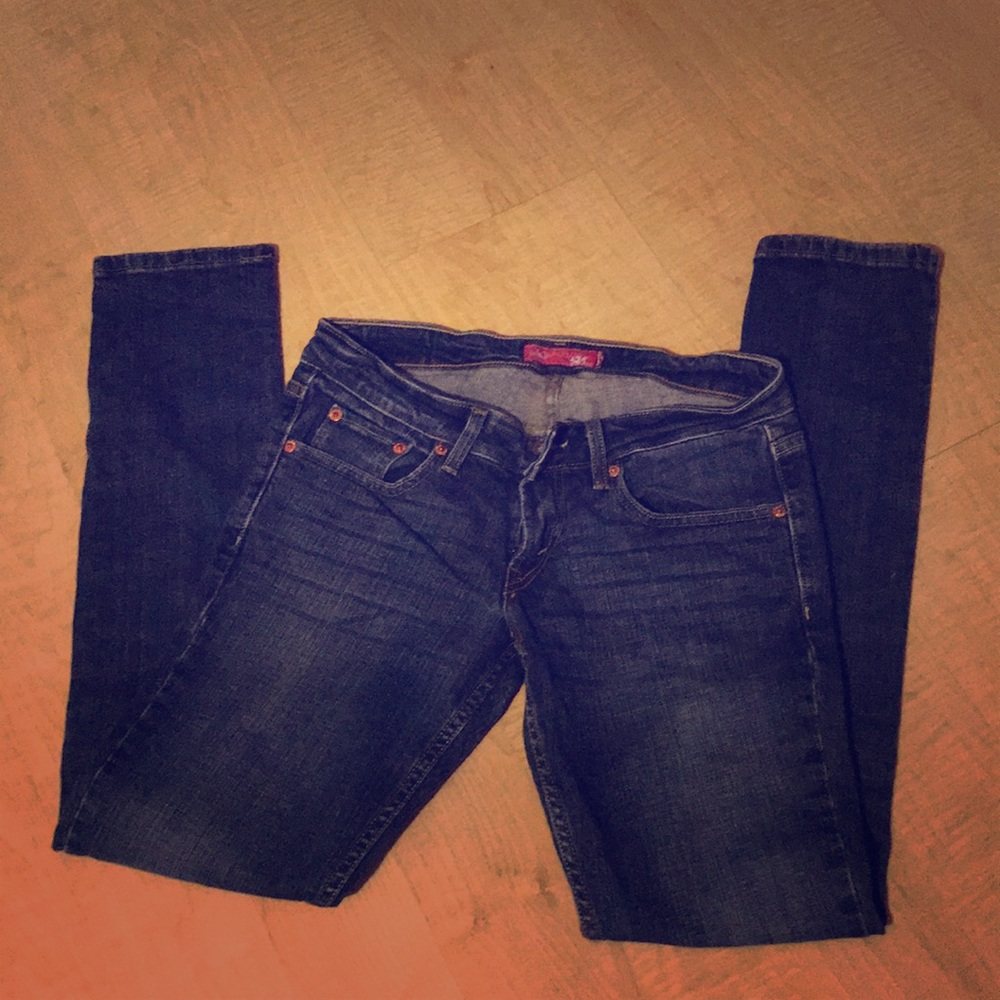 Levi’s Too Skinny Superlow size 7M